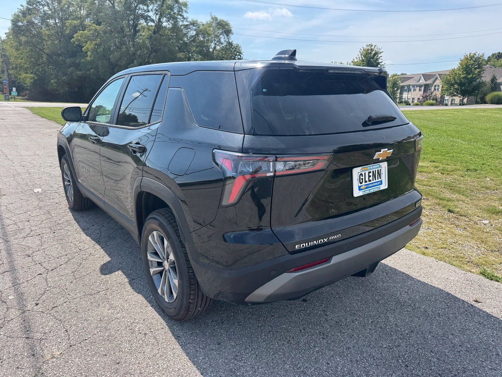 New 2027 Chevrolet Equinox LT AWD/4WD image 4