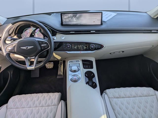 Used 2025 Genesis GV70 3.5T Sport w/ Sport Prestige Package AWD/4WD image 15