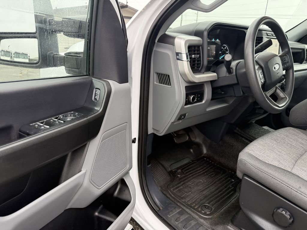 Used 2023 Ford F250 XL image 12