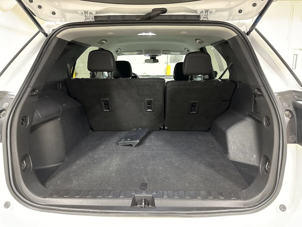 Used 2022 Chevrolet Equinox LT AWD/4WD image 23