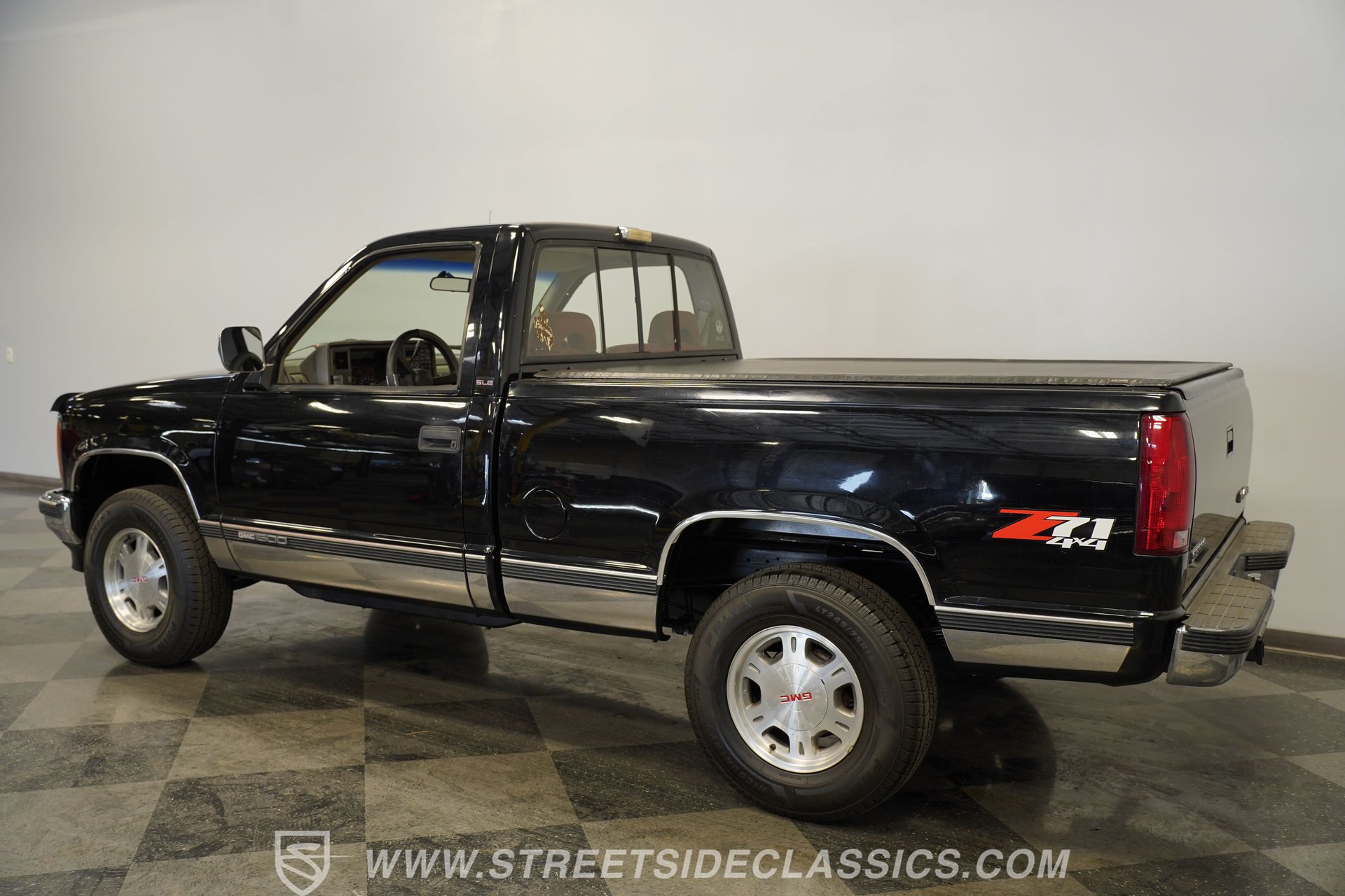 Used 1993 GMC Sierra 1500 4x4 Regular Cab image 9