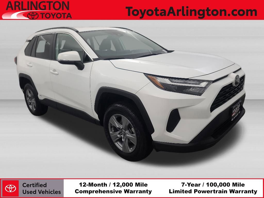 Used 2025 Toyota RAV4 XLE AWD/4WD image 1