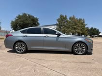 Used 2015 Hyundai Genesis 3.8 RWD image 4