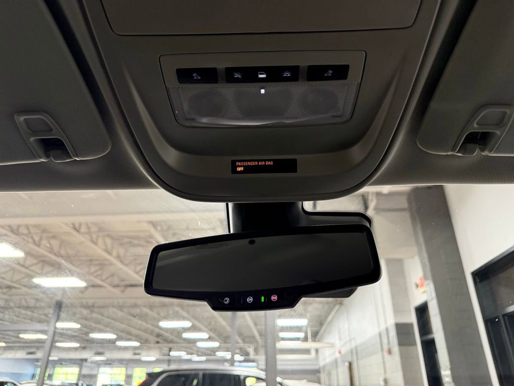 Used 2022 Chevrolet Colorado Z71 w/ Safety Package image 17