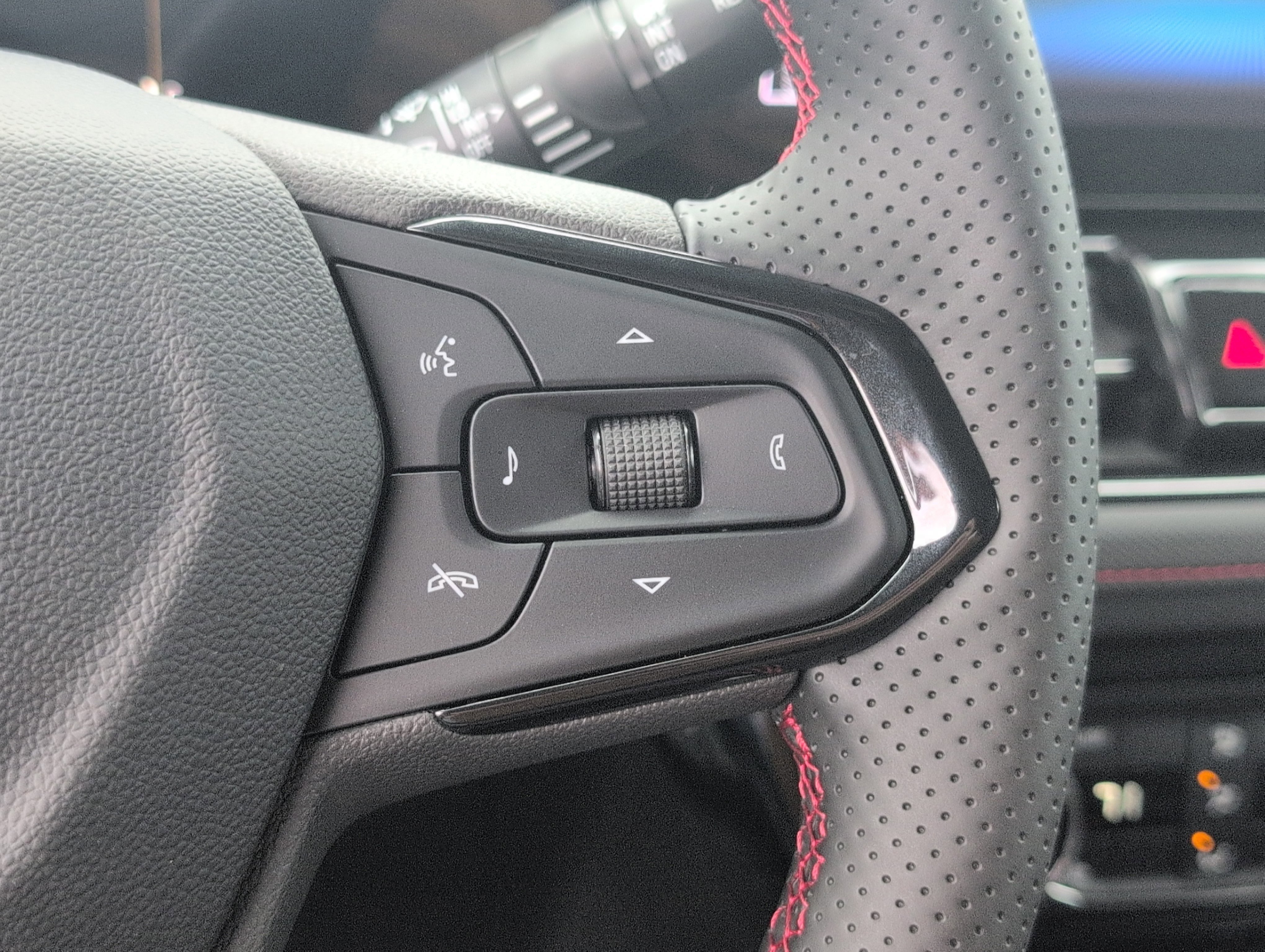 New 2026 Chevrolet TrailBlazer RS w/ Convenience Package image 21