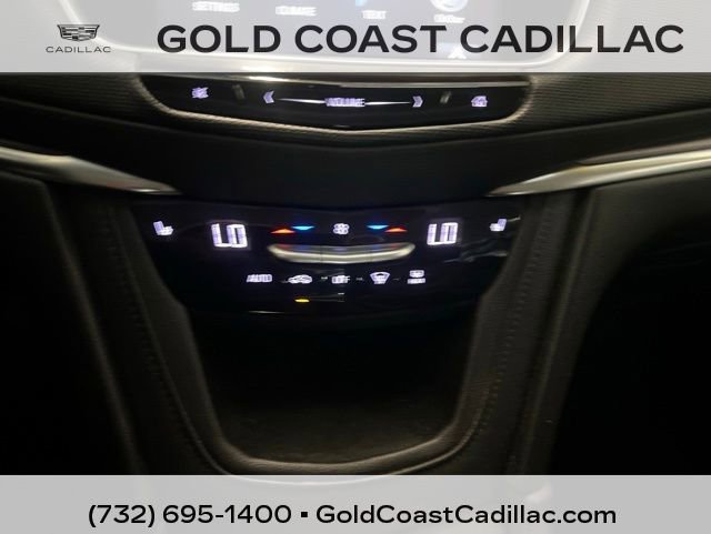 Used 2017 Cadillac XT5 Luxury w/ LPO, Wheel Lock Package AWD/4WD image 4