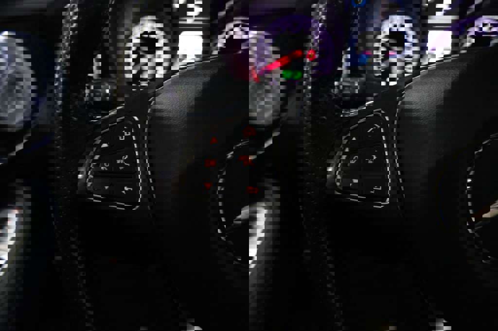 Used 2015 Mercedes-Benz C 300 4MATIC Sedan image 38