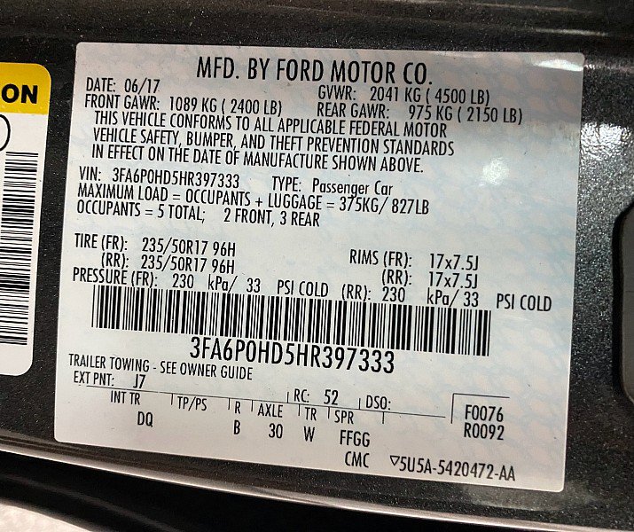 Used 2017 Ford Fusion SE w/ Fusion SE Technology Package image 27