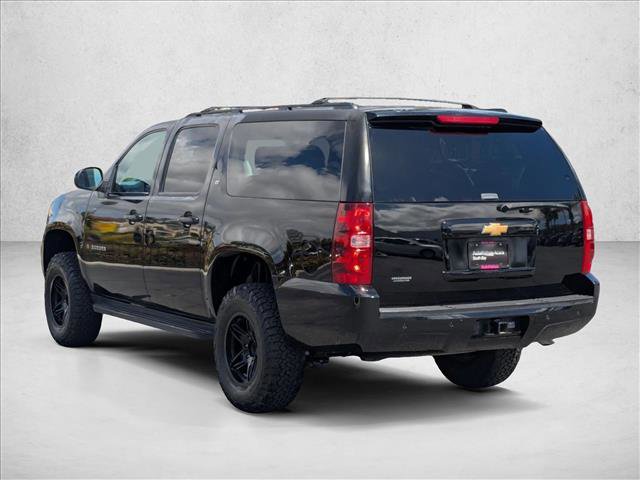 Used 2013 Chevrolet Suburban LT RWD image 8