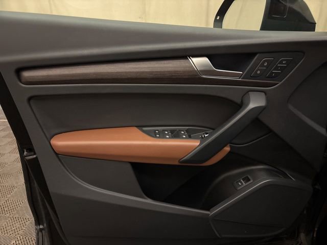 Used 2025 Audi Q5 2.0T Premium image 10