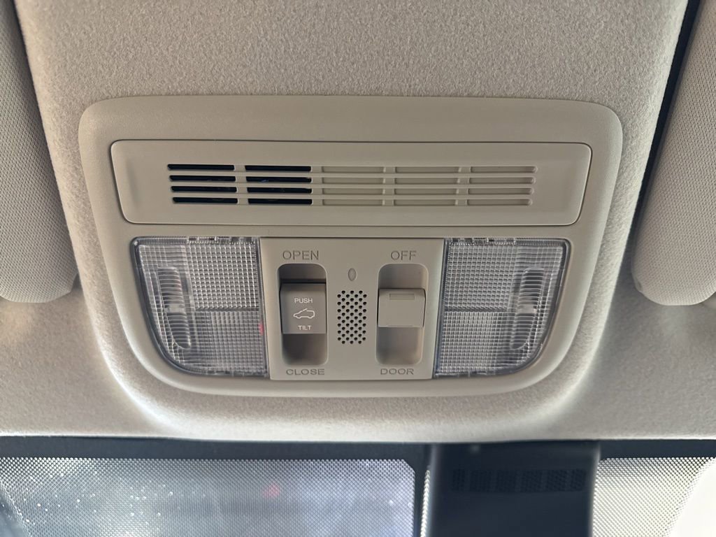 Used 2020 Honda Fit EX image 26