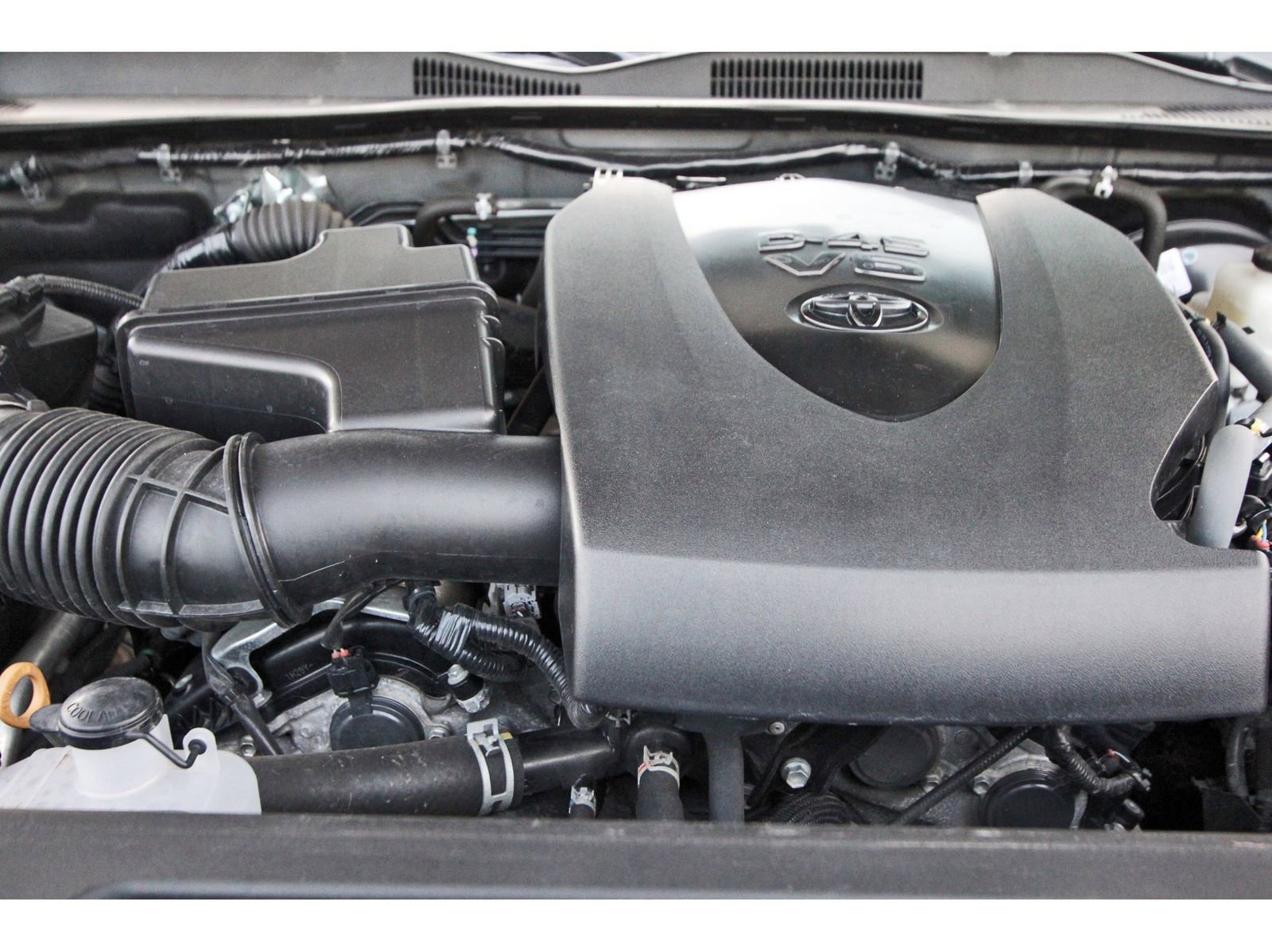 Used 2022 Toyota Tacoma TRD Sport w/ Technology Package image 32