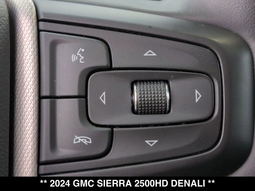 Used 2024 GMC Sierra 2500 Denali w/ Denali Reserve Package image 9
