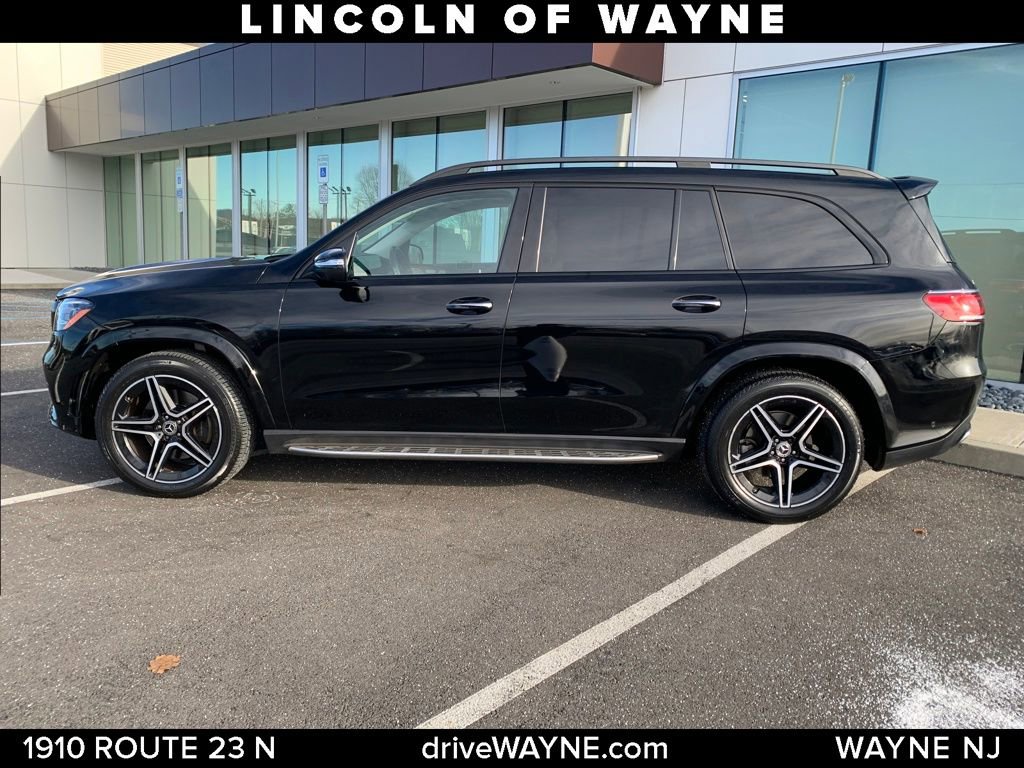 Used 2022 Mercedes-Benz GLS 450 4MATIC image 2
