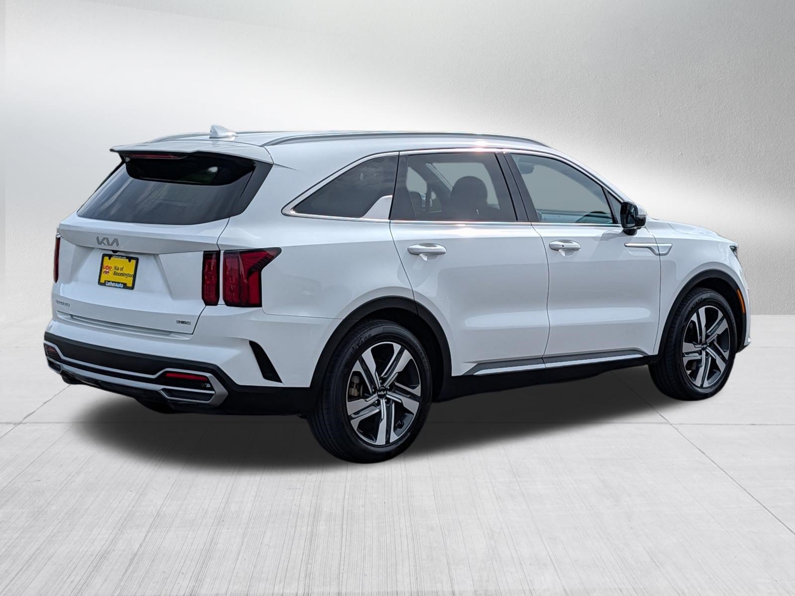 Certified 2023 Kia Sorento SX Prestige AWD/4WD image 7