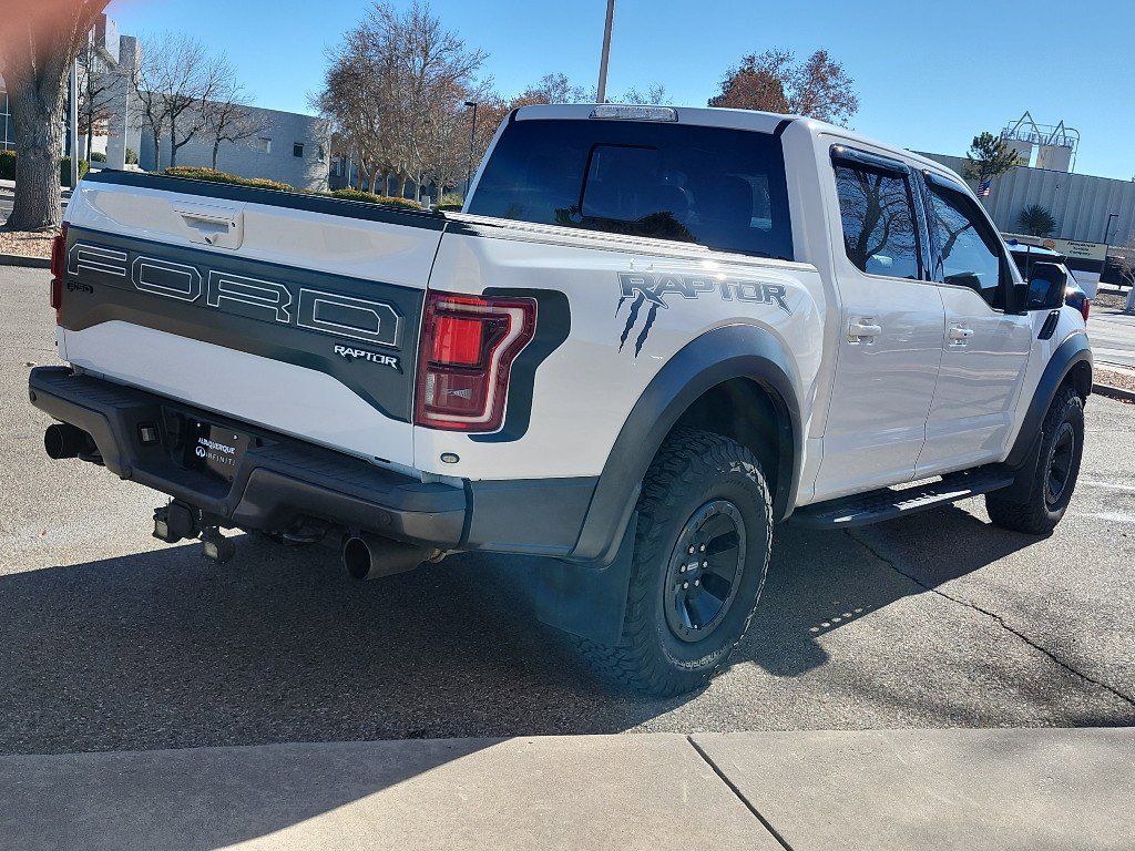 Used 2018 Ford F150 Raptor w/ Equipment Group 802A Luxury image 6