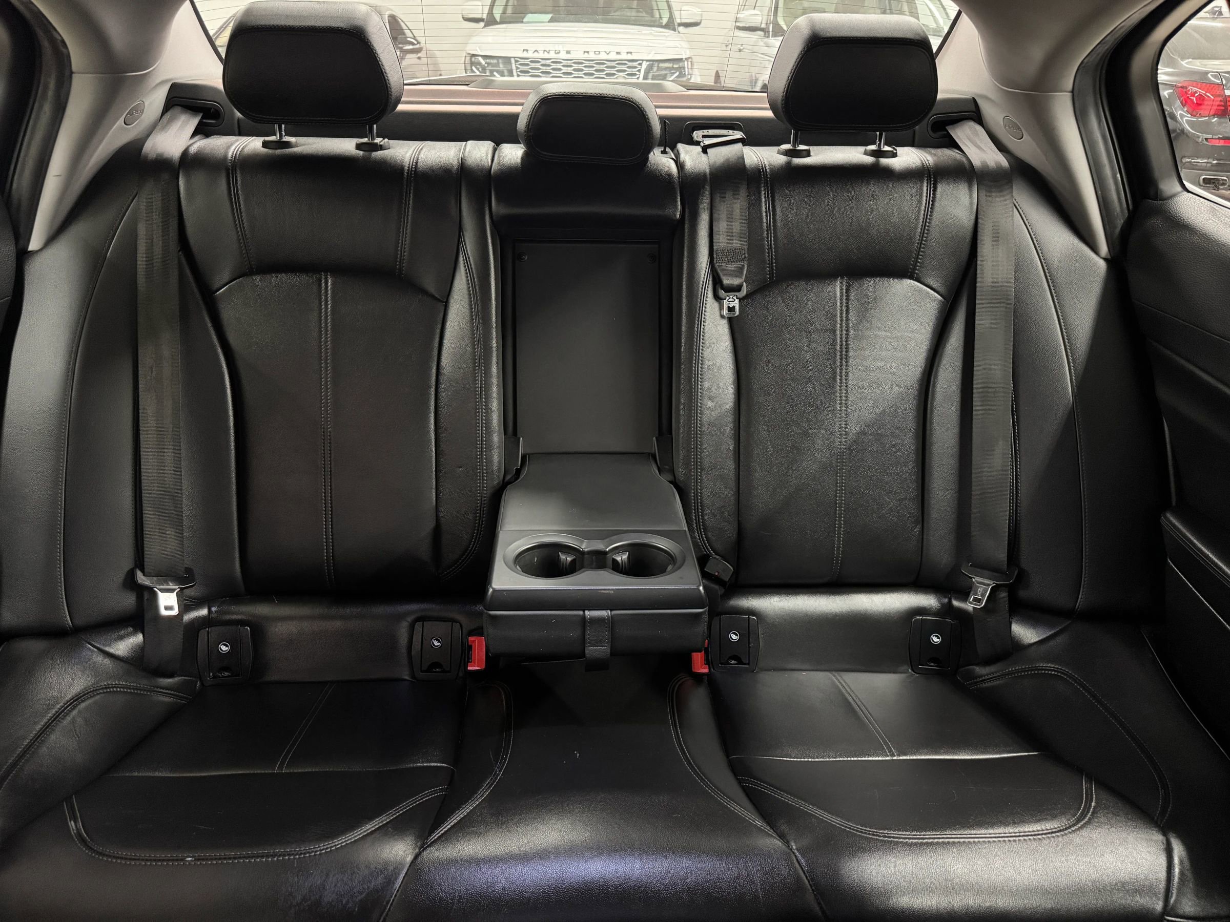 Used 2017 Alfa Romeo Giulia image 27