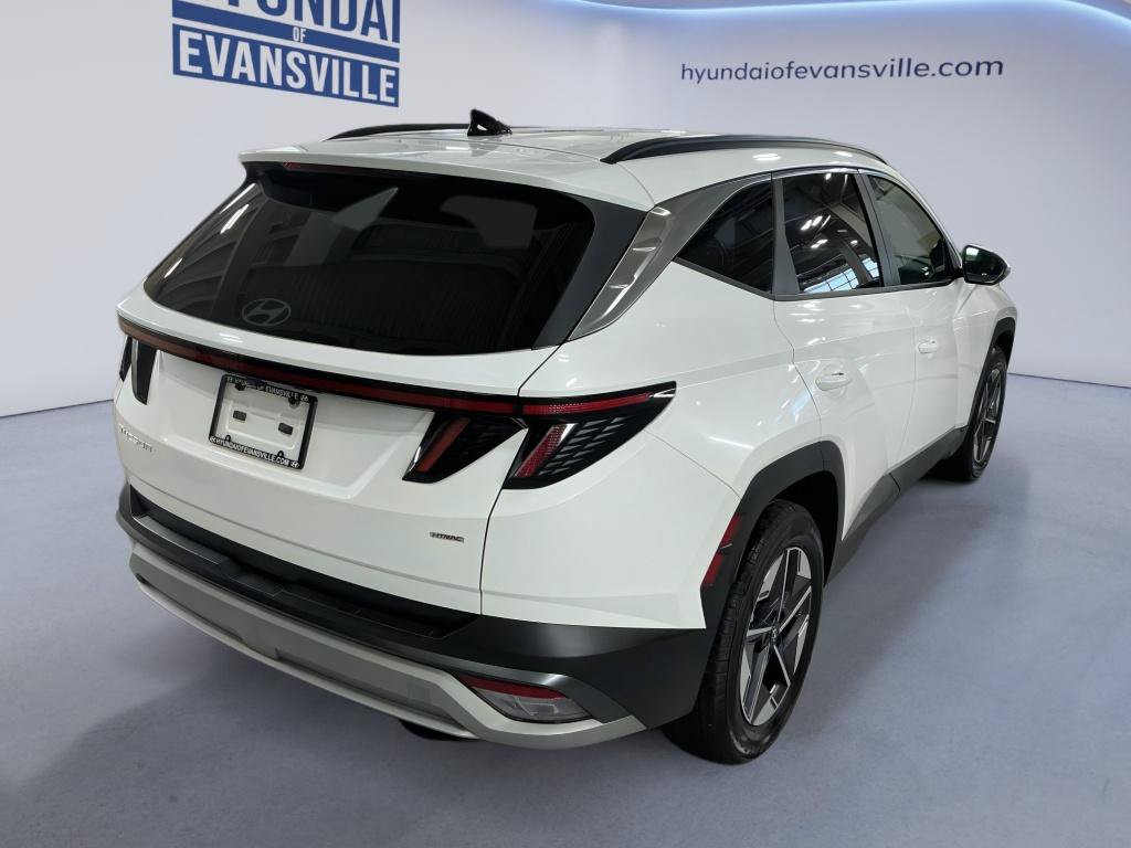 Certified 2025 Hyundai Tucson SEL AWD/4WD image 4