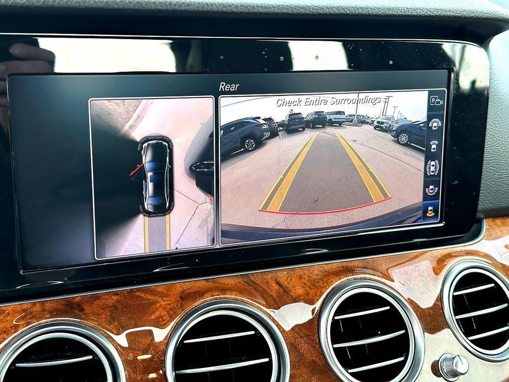 Used 2019 Mercedes-Benz E 300 image 17