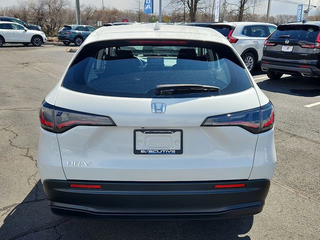 Used 2024 Honda HR-V LX image 5