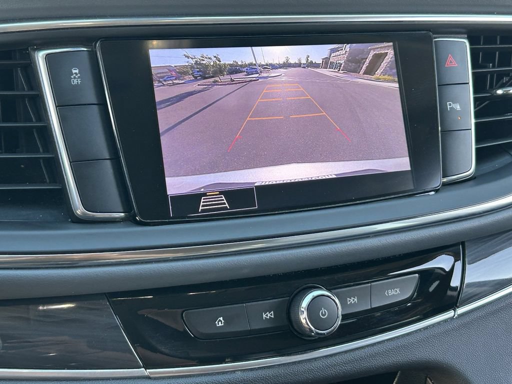 Used 2020 Buick Enclave Essence w/ Sport Touring Edition FWD image 29