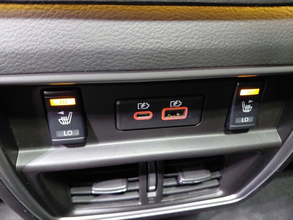 Used 2023 Nissan Murano SL image 7