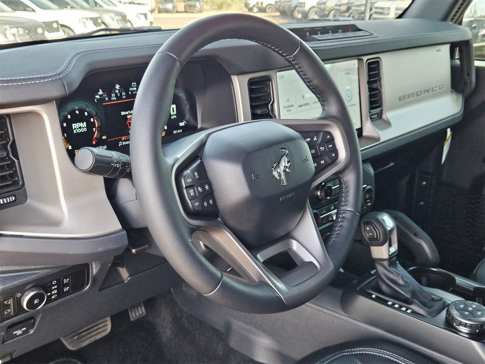 New 2025 Ford Bronco Outer Banks w/ Sasquatch Package image 13