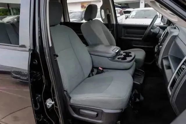 Used 2018 RAM 1500 Express w/ Black Ram 1500 Express Group image 40