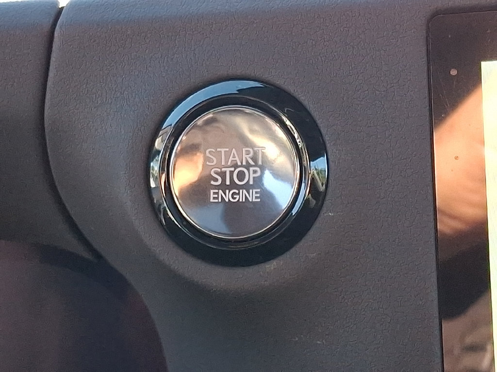 Used 2024 Lexus GX 550 AWD/4WD image 24