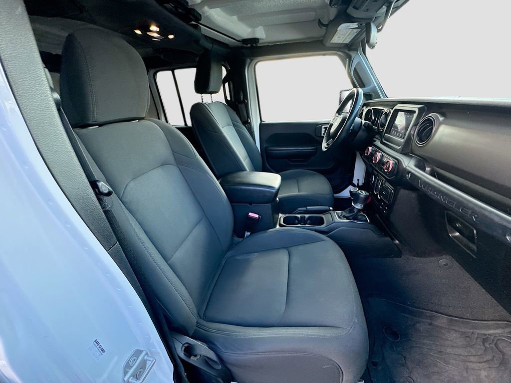 Used 2021 Jeep Wrangler Unlimited Sport image 23