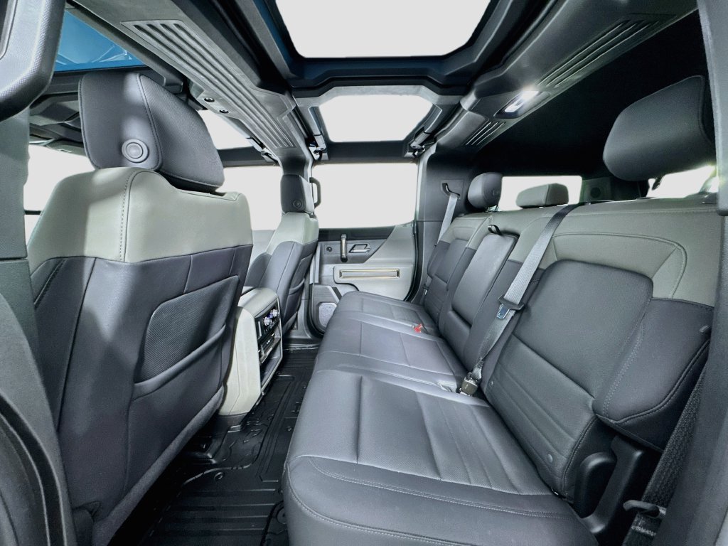 Used 2024 GMC Hummer EV 2X AWD/4WD image 14