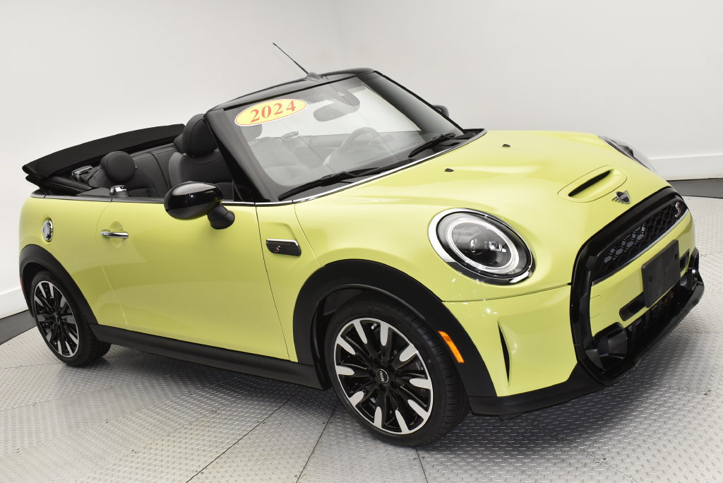 Used 2024 MINI Cooper S FWD image 30