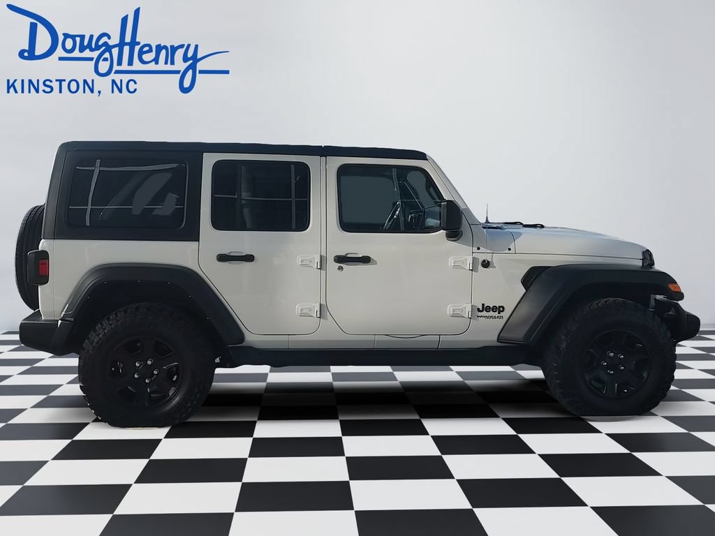 Used 2022 Jeep Wrangler Unlimited Sport AWD/4WD image 6