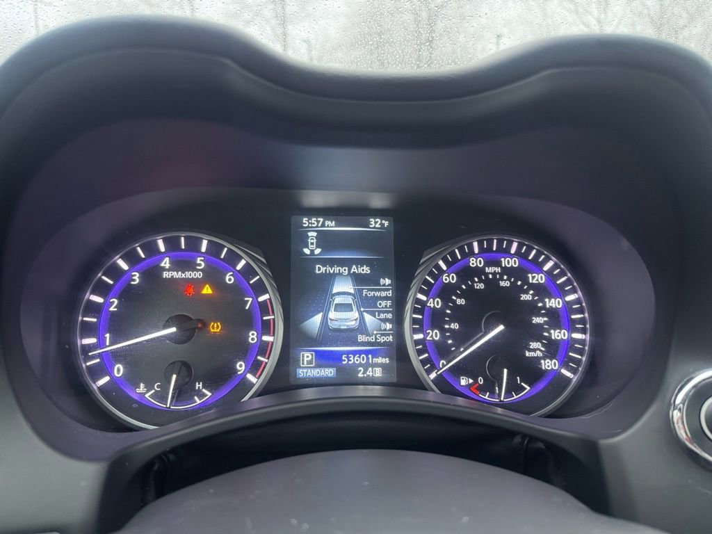 Used 2017 INFINITI Q60 Red Sport 400 image 27