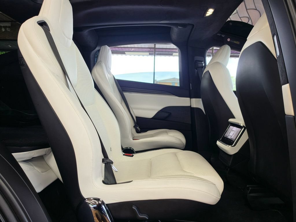 Used 2022 Tesla Model X Plaid AWD/4WD image 27