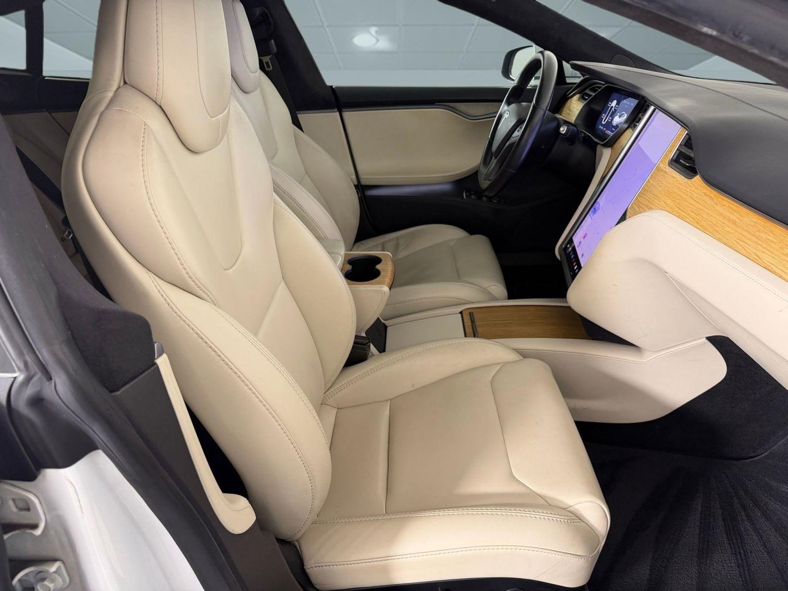 Used 2020 Tesla Model S Long Range image 19