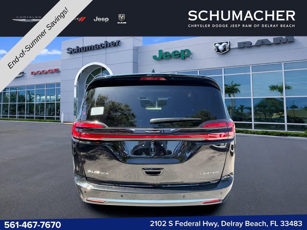 New 2027 Chrysler Pacifica Limited FWD image 6