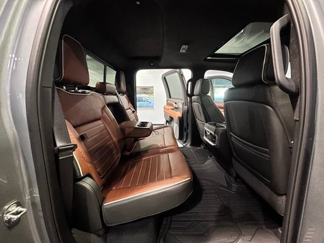 Used 2025 GMC Sierra 2500 Denali Ultimate AWD/4WD image 16