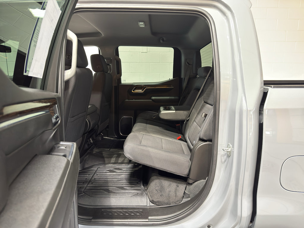 Used 2024 GMC Sierra 1500 Elevation AWD/4WD image 13