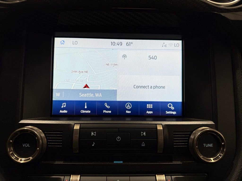 Used 2021 Ford Mustang Shelby GT500 w/ Carbon Fiber Track Pack image 26