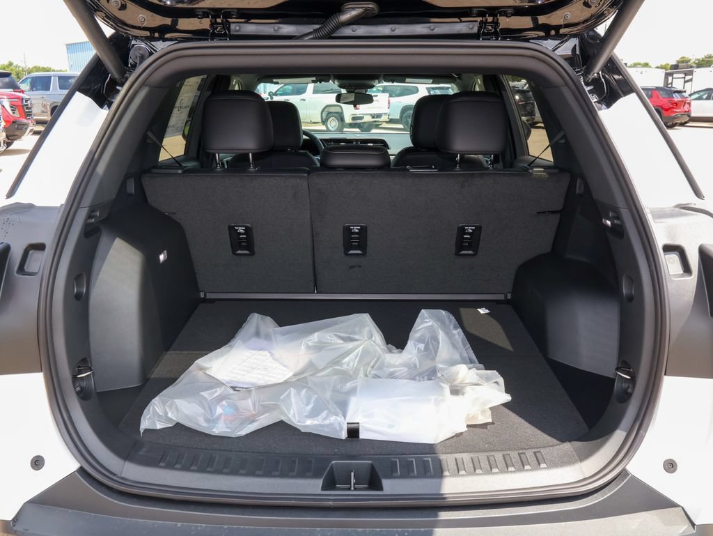 New 2027 GMC Terrain Elevation w/ Elevation Premium Package AWD/4WD image 5