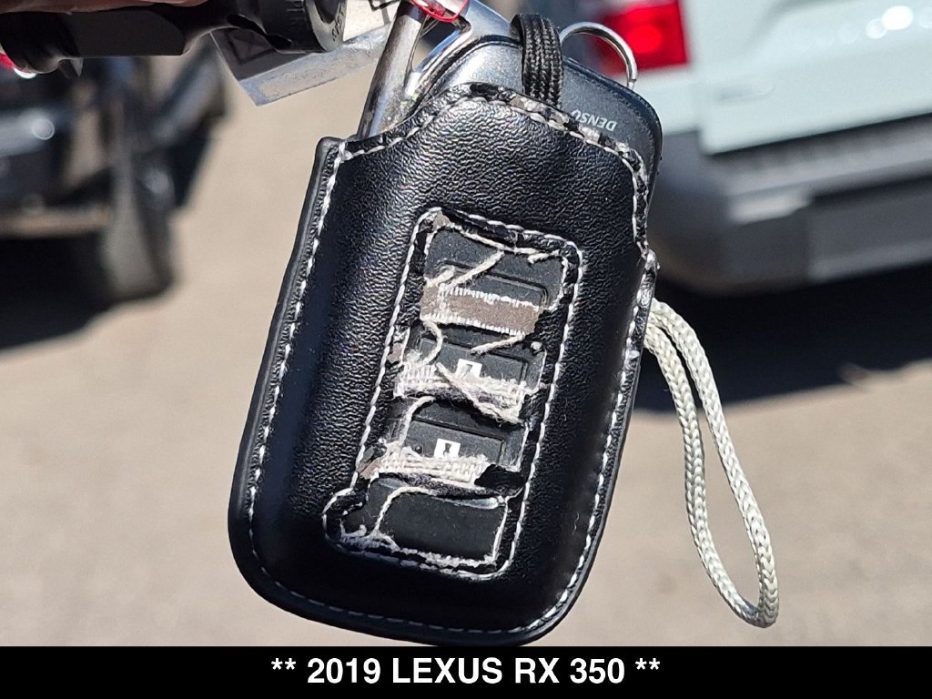 Used 2019 Lexus RX 350 FWD w/ Accessory Package image 33