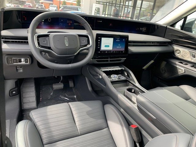New 2026 Lincoln Nautilus Reserve AWD/4WD image 24