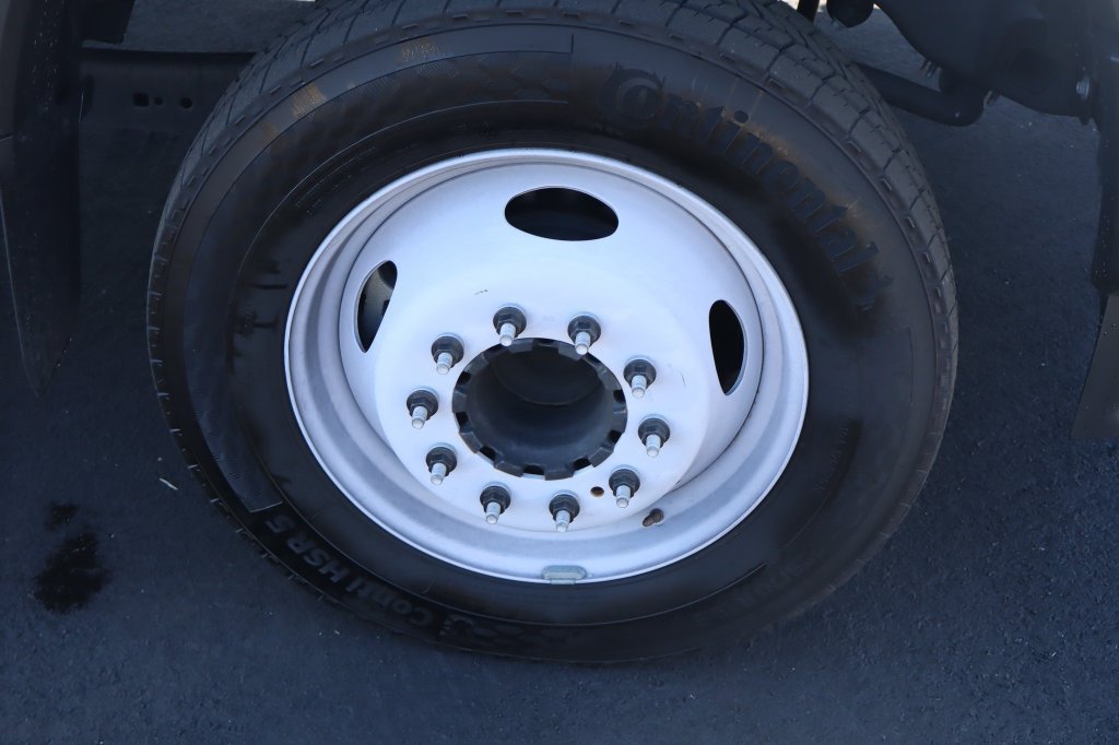 Used 2024 Ford F550 2WD Regular Cab Super Duty w/ XL Chrome Package image 10
