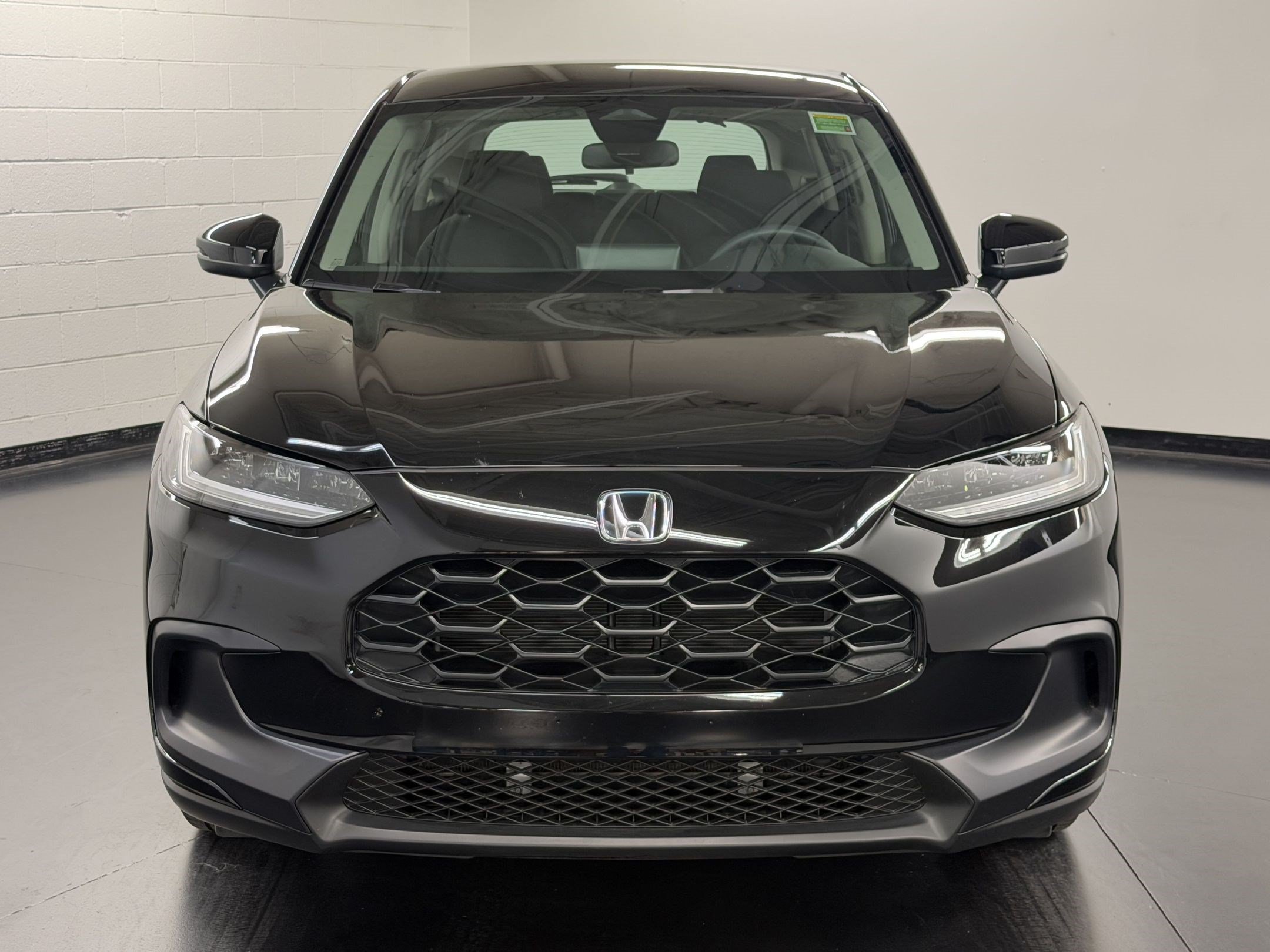 Certified 2025 Honda HR-V LX image 6