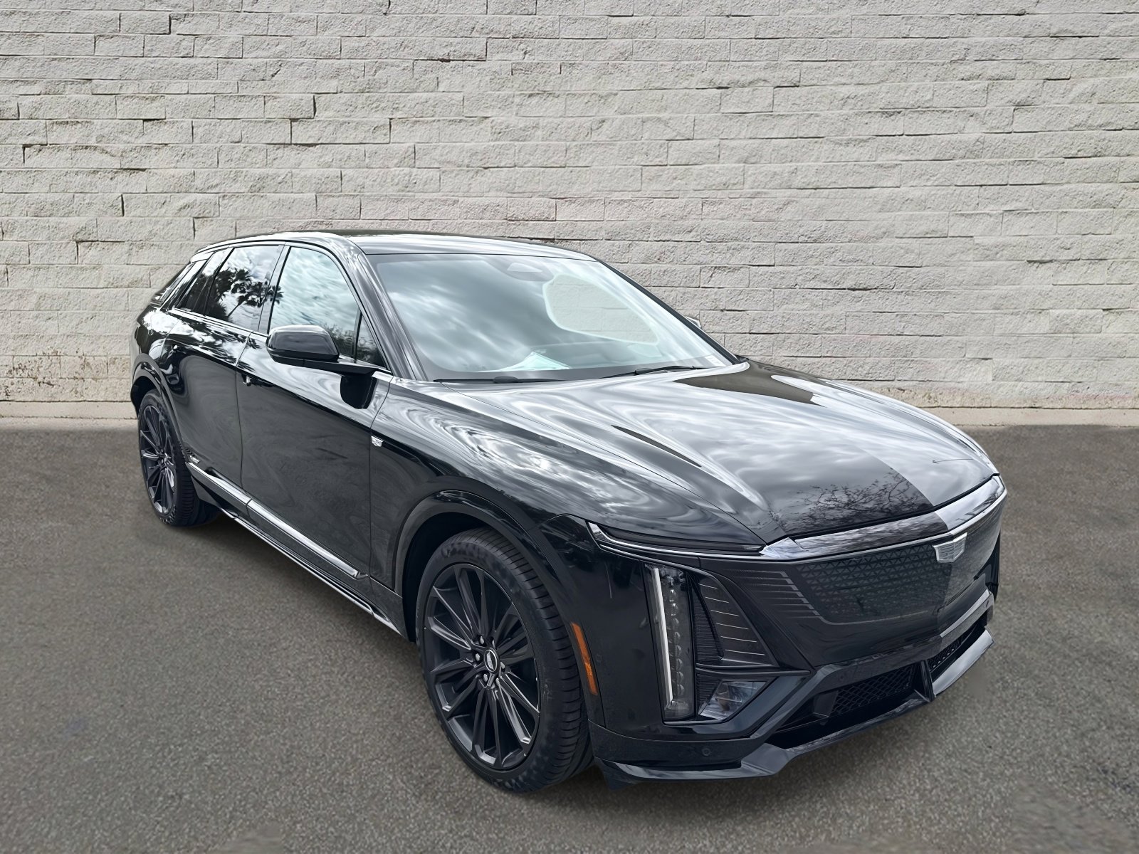 New 2026 Cadillac Lyriq V w/ LPO, Floor Liner Package image 3