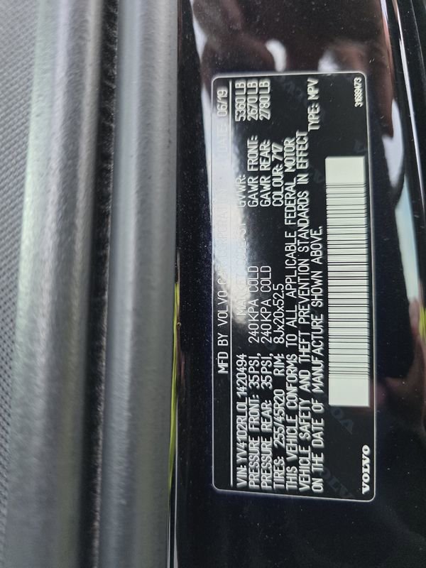 Used 2020 Volvo XC60 T5 Inscription w/ Protection Package image 37