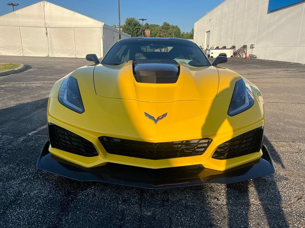 Used 2019 Chevrolet Corvette ZR1 w/ Chrome Badge Package RWD image 2
