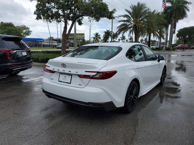 Used 2026 Toyota Camry SE FWD image 24