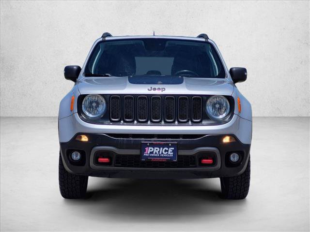 Used 2018 Jeep Renegade Trailhawk AWD/4WD image 2
